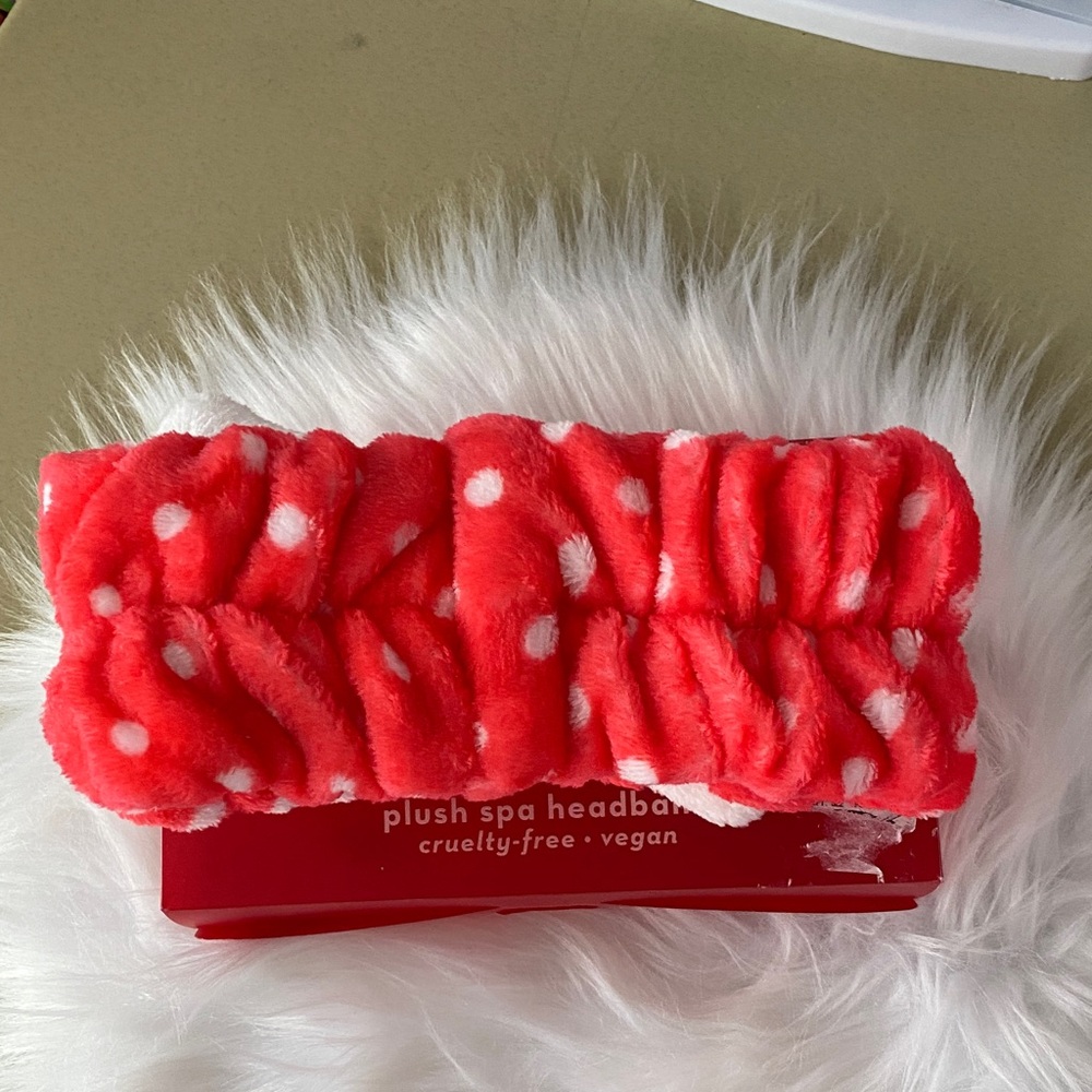 Hello Kitty Plush Spa Headband - Red and White - new - Picture 3 of 5